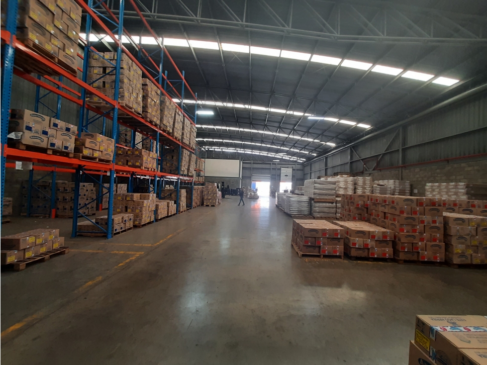ALQUILER BODEGA 1117 MT2 EN ACOPI YUMBO VALLE — foto 2