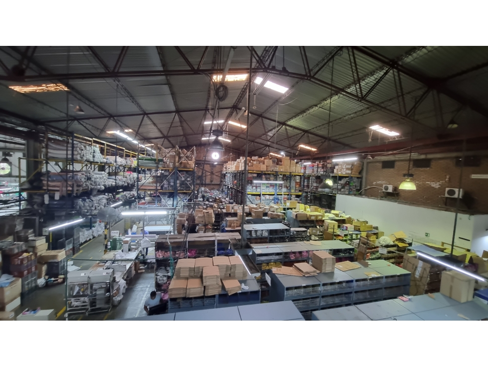 ALQUILER BODEGA 3000 MT2 FLORA INDUSTRIAL CALI VALLE - 1