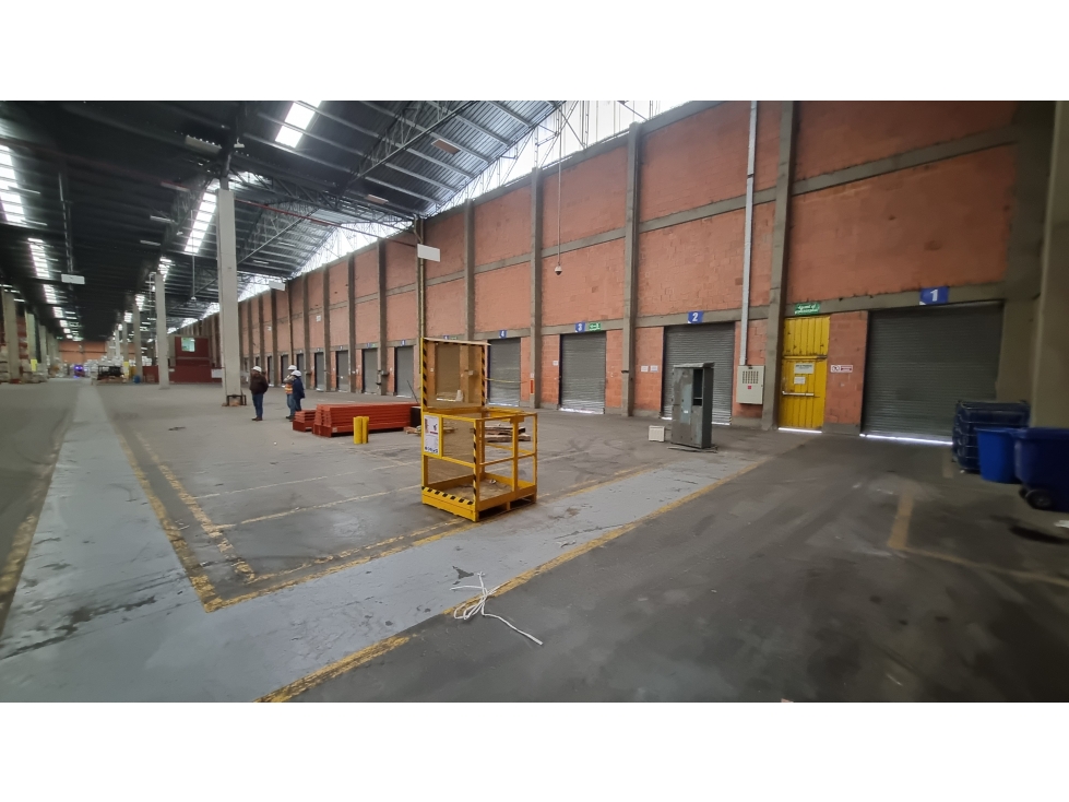 ALQUILER BODEGA 10,000 MT2 EN MADRID CUNDINAMARCA - 5
