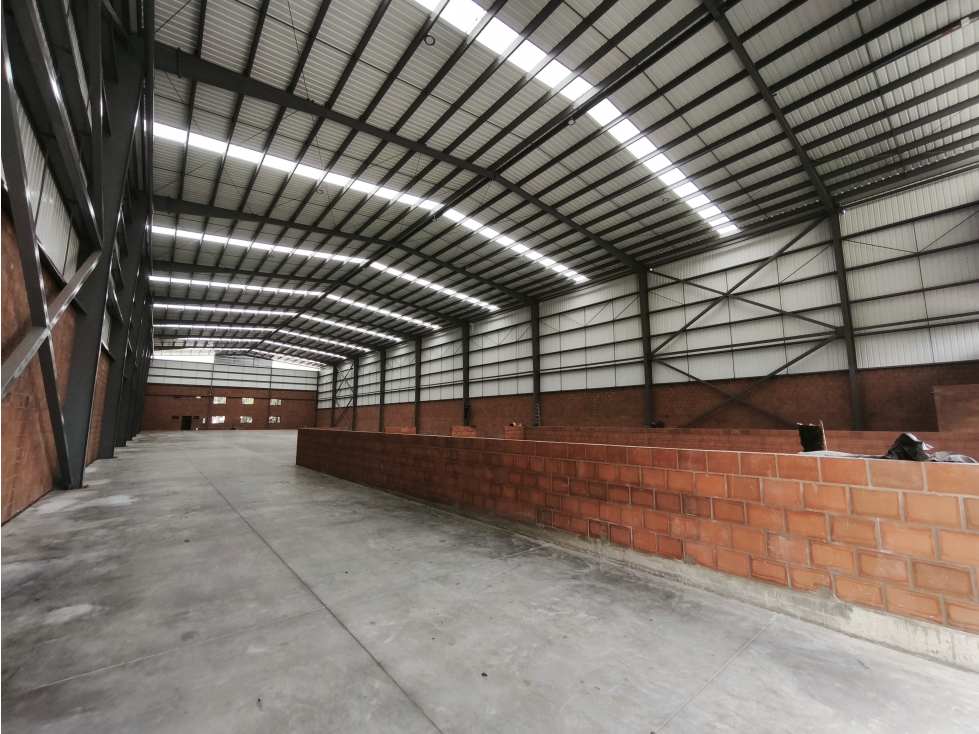ALQUILER BODEGA 3050 MT2 EN ARROYOHONDO YUMBO VALLE