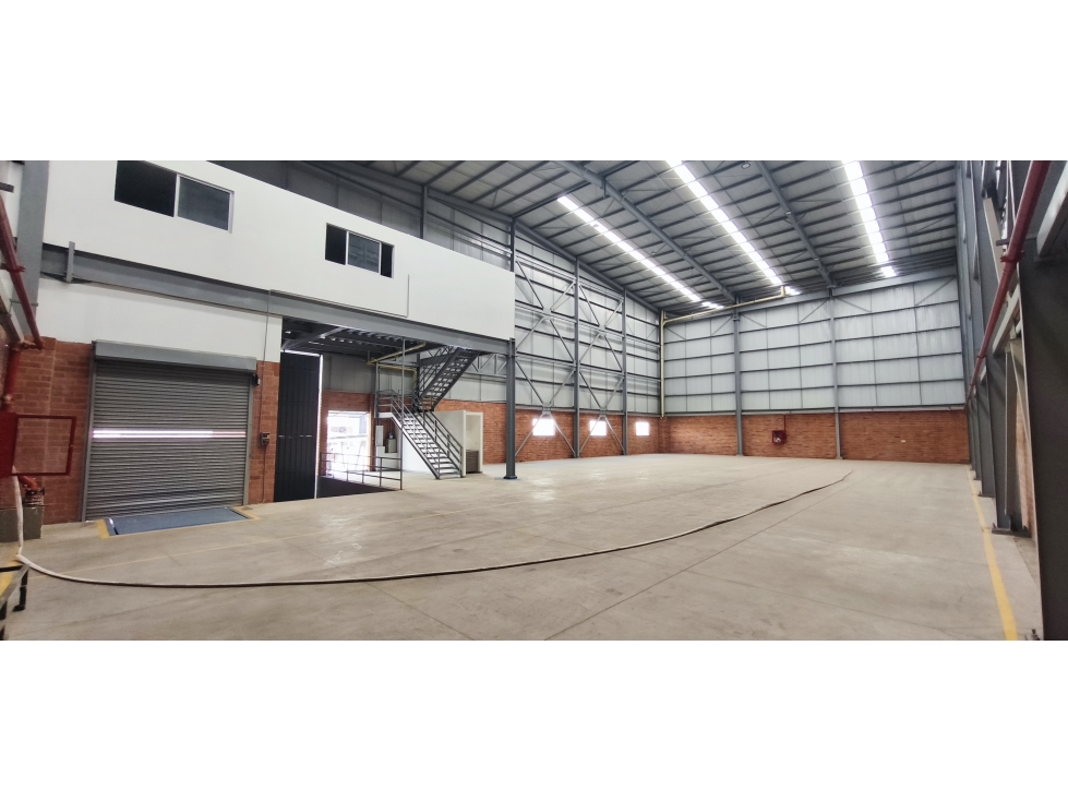 ALQUILER BODEGA 750 MT2 EN ACOPI YUMBO VALLE