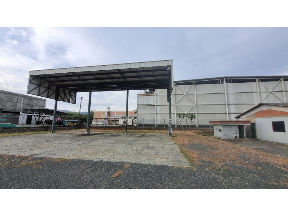 ALQUILER BODEGA CON PATIO 6300 MT2 YUMBO VALLE — foto 2