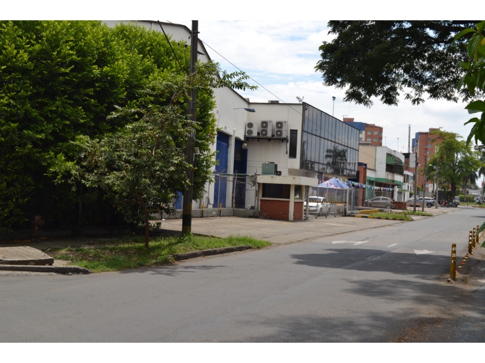 BODEGA 3.027 M2 EN ALQUILER ZONA INDUSTRIAL CALLE 52 CALI — foto 2