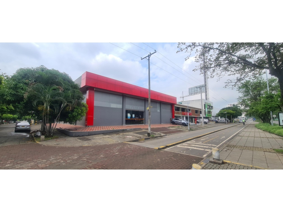VENDE / ALQUILA LOCAL ESQUINERO AVENIDA TERCERA NORTE — foto 2