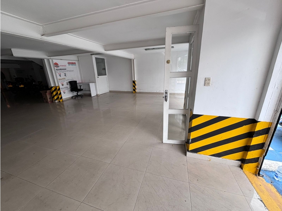 VENDE LOCAL RENTANDO SAN VICENTE CALI — foto 6