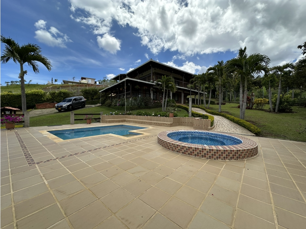 ACOGEDORA FINCA CON PISCINA Y KIOSKO EN PARCELACION EL BOSQUE DAGUA - 3