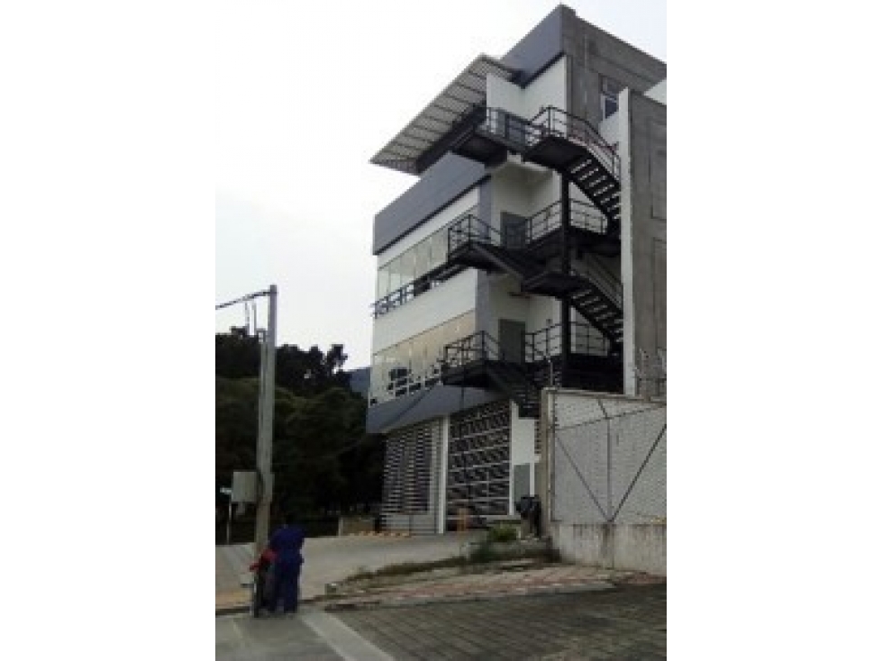 VENDE EDIFICO DE OFICINA VERSALLES CALI — foto 2