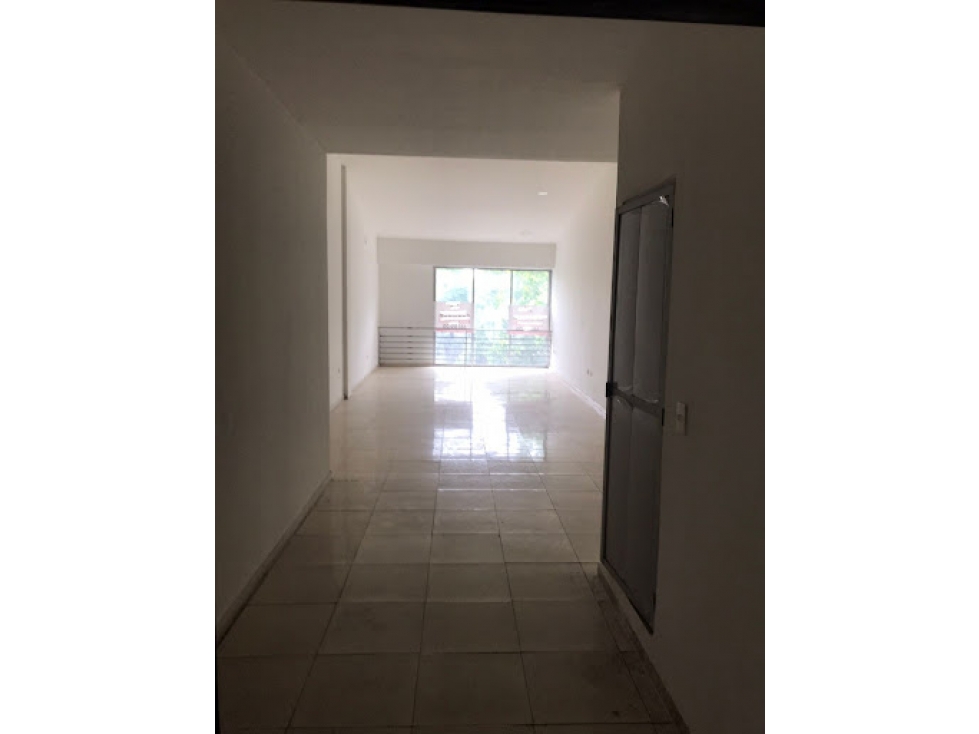EDIFICIO DE 3 PISOS CON 600 M2 EN ALQUILER EN SAN VICENTE CALI - 2