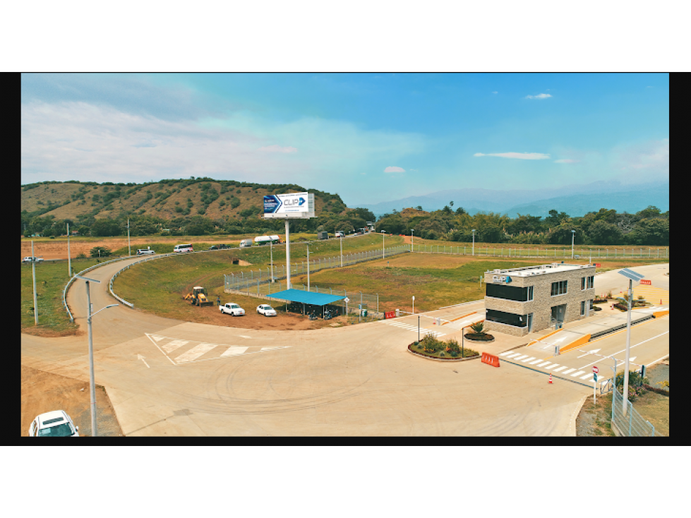 VENDE / ALQUILA AREAS EN CENTRO LOGISTICO INDUSTRIAL BUGA - 2
