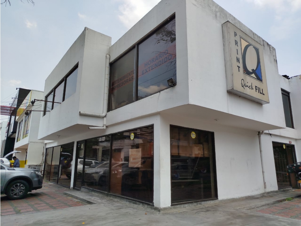 CASA COMERCIAL EN ALQUILER BARRIO SAN VICENTE - 1