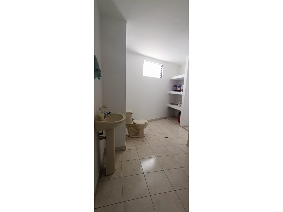 ALQUILA CASA CORPORATIVA 380 m2 SAN FERNANDO CALI - 2