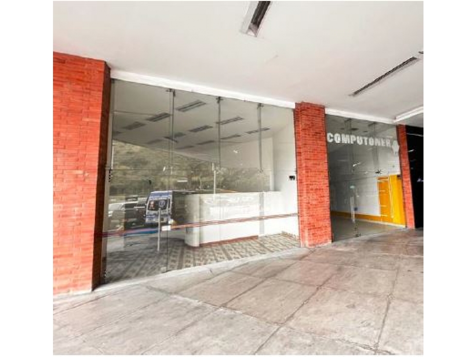 ALQUILA LOCAL CENTRO COMERCIAL CHIPICHAPE