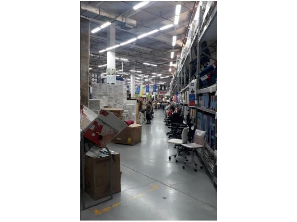 VENDE LOCAL PARA INVERSION EN CENTROCOMERCIAL SOACHA - 2