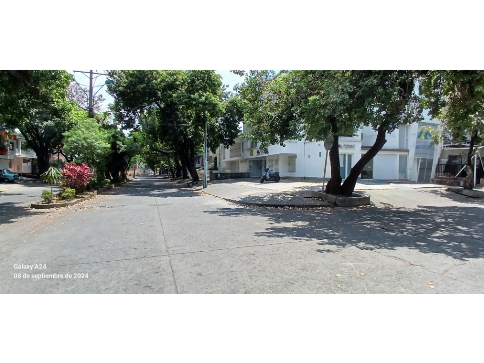 EDIFICIO 580M2 VENTA - ALQUILER - TEQUENDAMA - SUR CALI