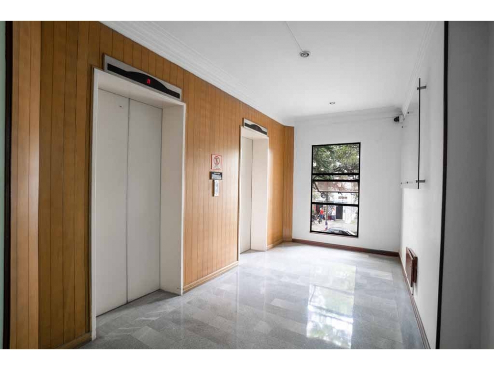 OFICINA P2 - VENTA VERSALLES CALI