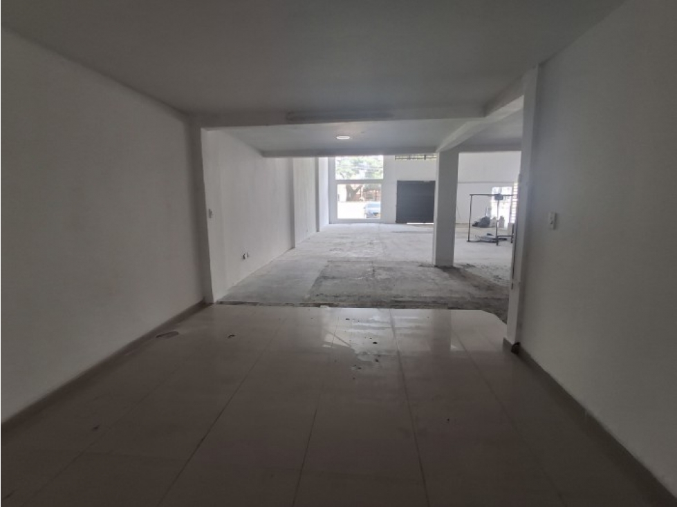 VENDE LOCAL EN LA FLORA CALI — foto 5