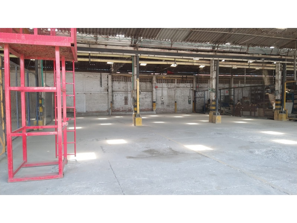 ALQUILO BODEGA SECTOR INDUSTRIAL ARROYOHONDO — foto 6