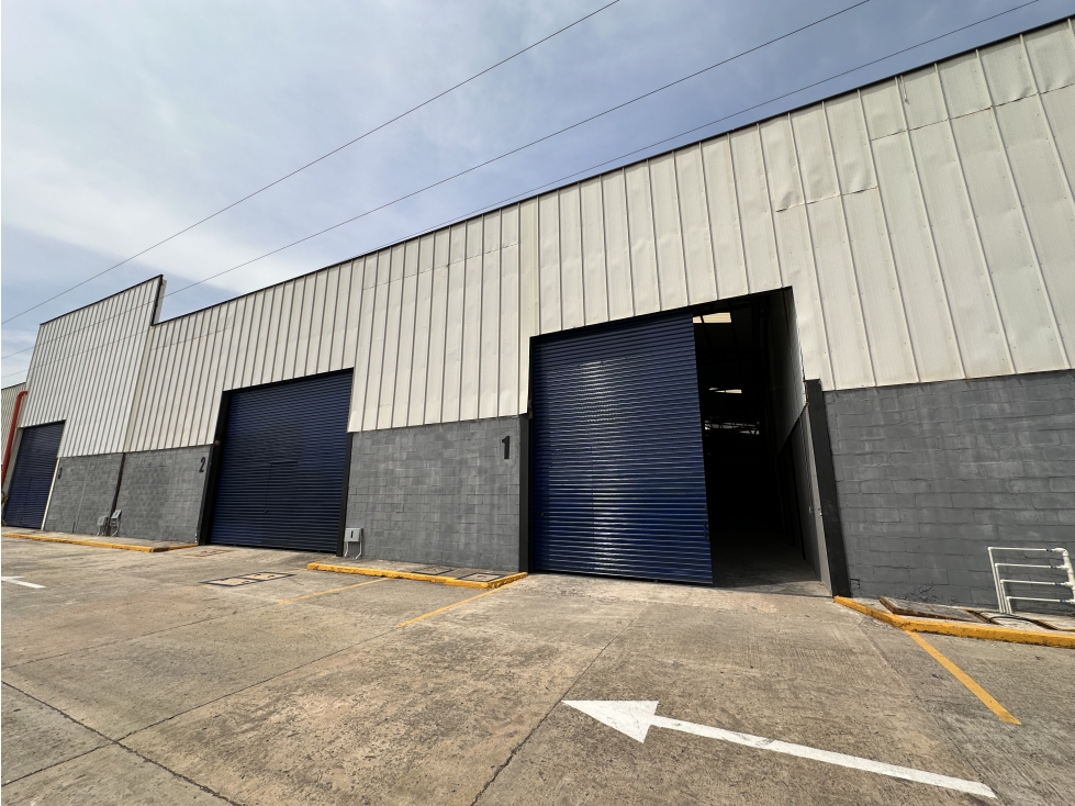 ALQUILER BODEGA ARROYOHONDO YUMBO 343 MT2 MAS MEZANINE 60 MT2