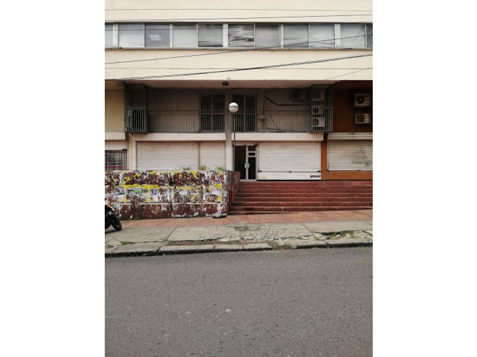 LOCAL 188 m2 VENTA - ALQUILER CENTRO