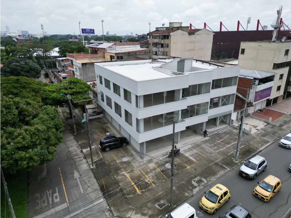 MODERNO EDIFICIO MEDIANERO PARA ESTRENAR IDEAL ENTIDADES EUCARISTICO - 1