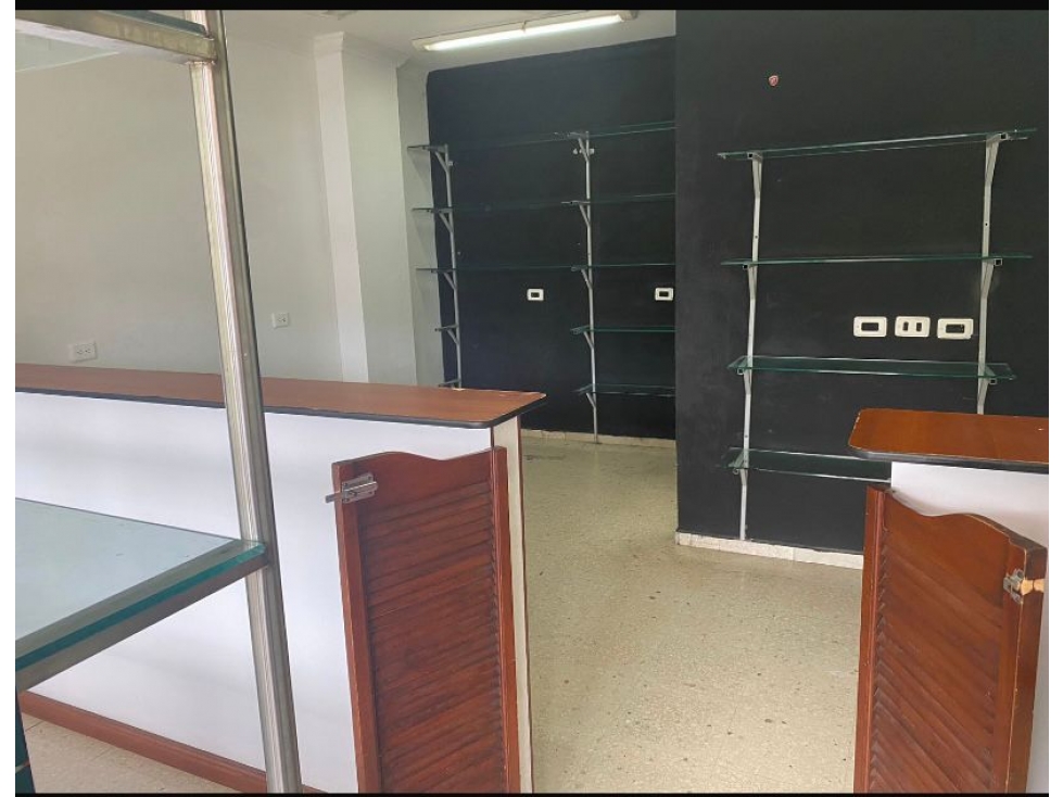 LOCA 21M2 VENTA - ALQUILER - CC LA PASARELA - SAN VICENTE - CALI — foto 3