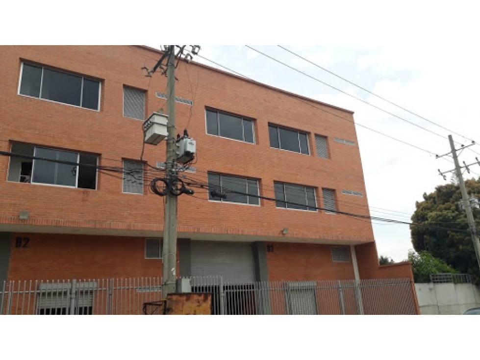 ALQUILA BODEGA ACOPI YUMBO - 2