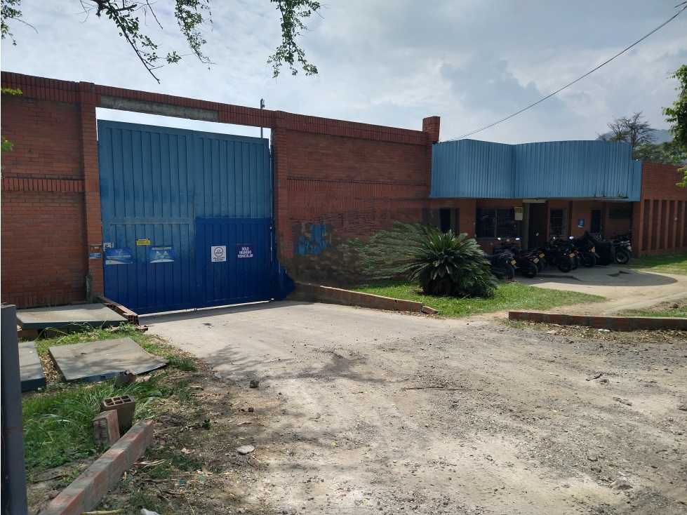 ALQUILO BODEGA SECTOR INDUSTRIAL ARROYOHONDO