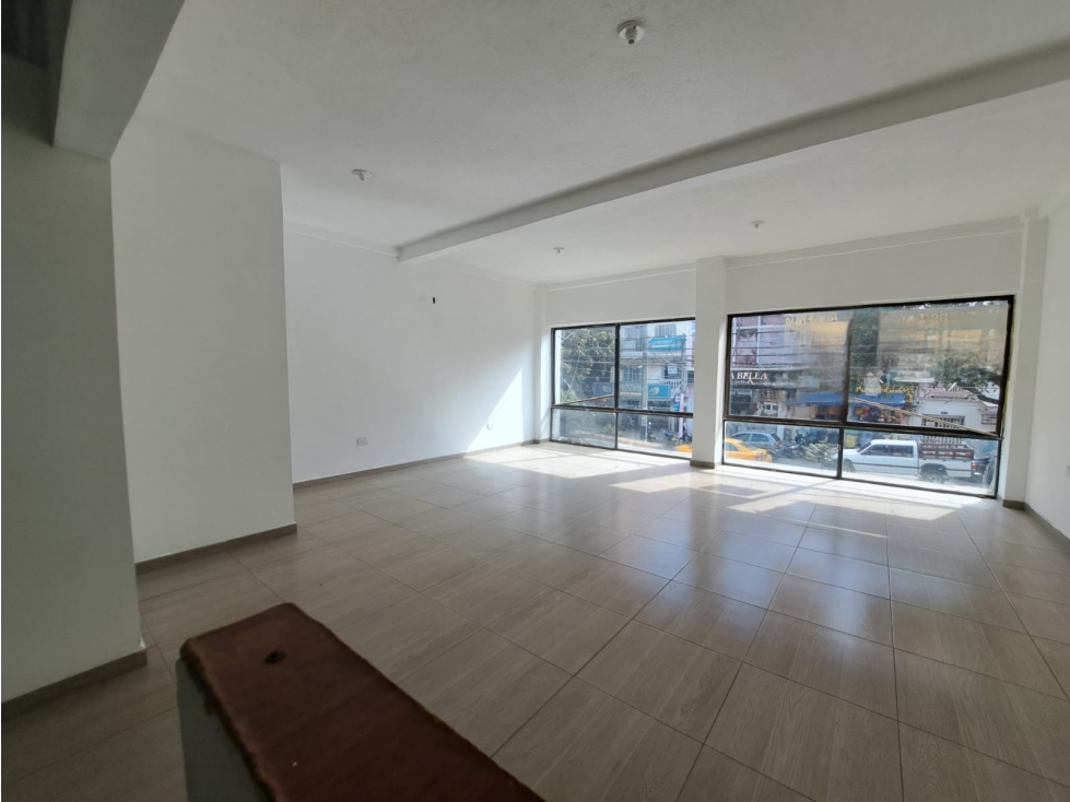 OFICINA P2 200 M2 - ALQUILER VILLA COLOMBIA CALI — foto 3