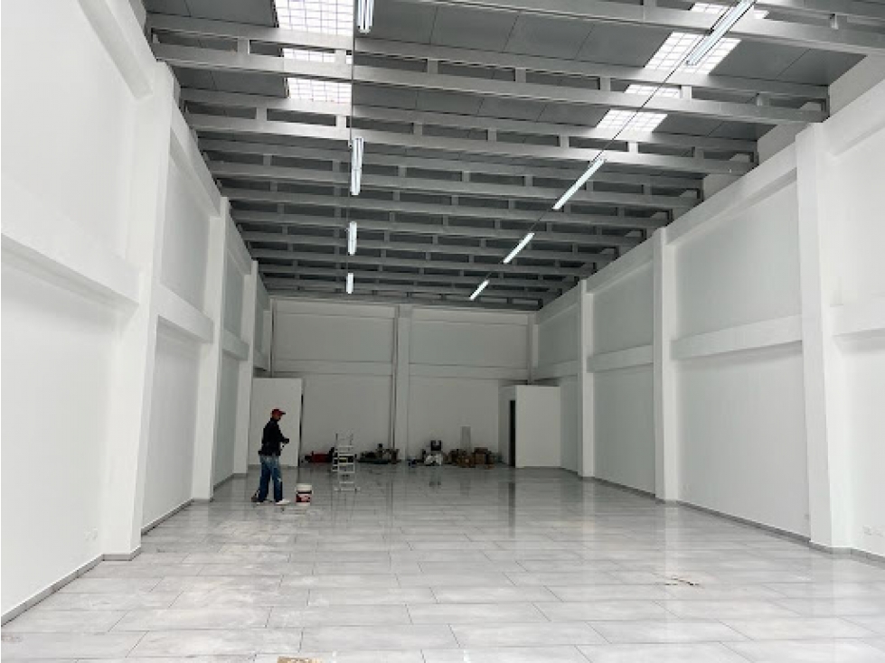 LOCAL DE 110 M2 EN ALQUILER EN LA AV NOVENA GRANADA CALI — foto 2