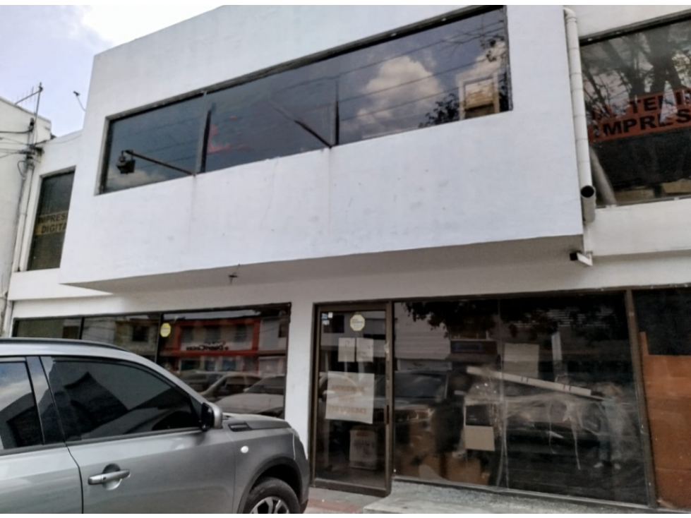 CASA COMERCIAL EN ALQUILER BARRIO SAN VICENTE - 2