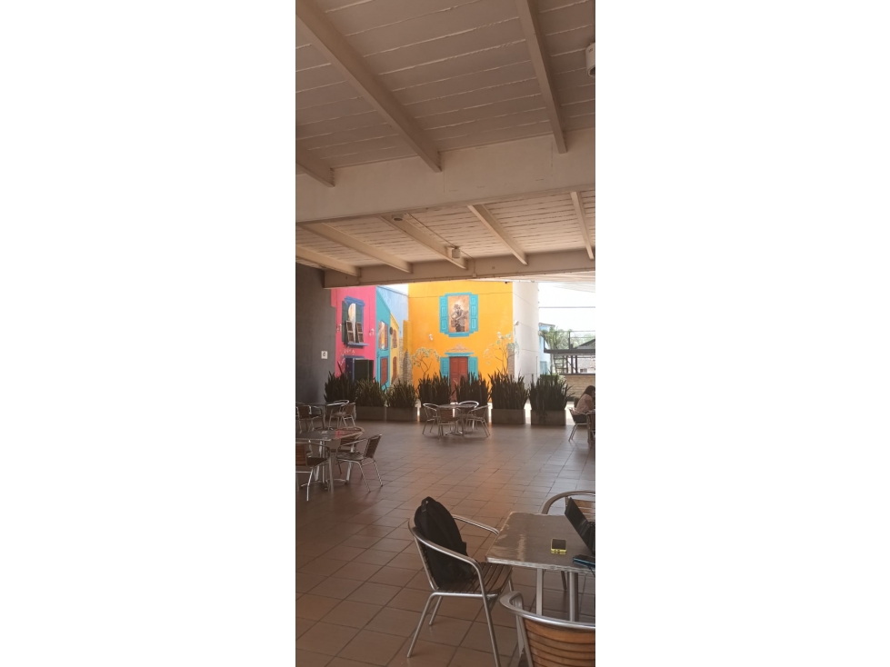 LOCAL 60M2 EN MALL DAPA - 6