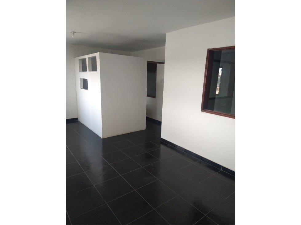 VENDE EDIFICACION USO INDUSTRIAL BARRIO BELALCAZAR — foto 3