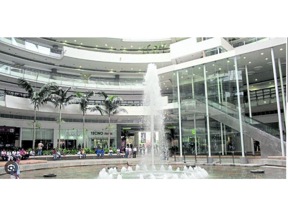 VENDE LOCAL EN CENTRO COMERCIAL UNICENTRO — foto 2
