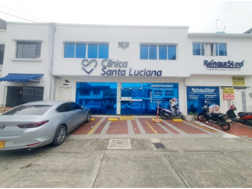 ALQUILO CONSULTORIOS MEDICOS Y ODONTOLOGICOS CLINICA SANTA LUCIANA — foto 2