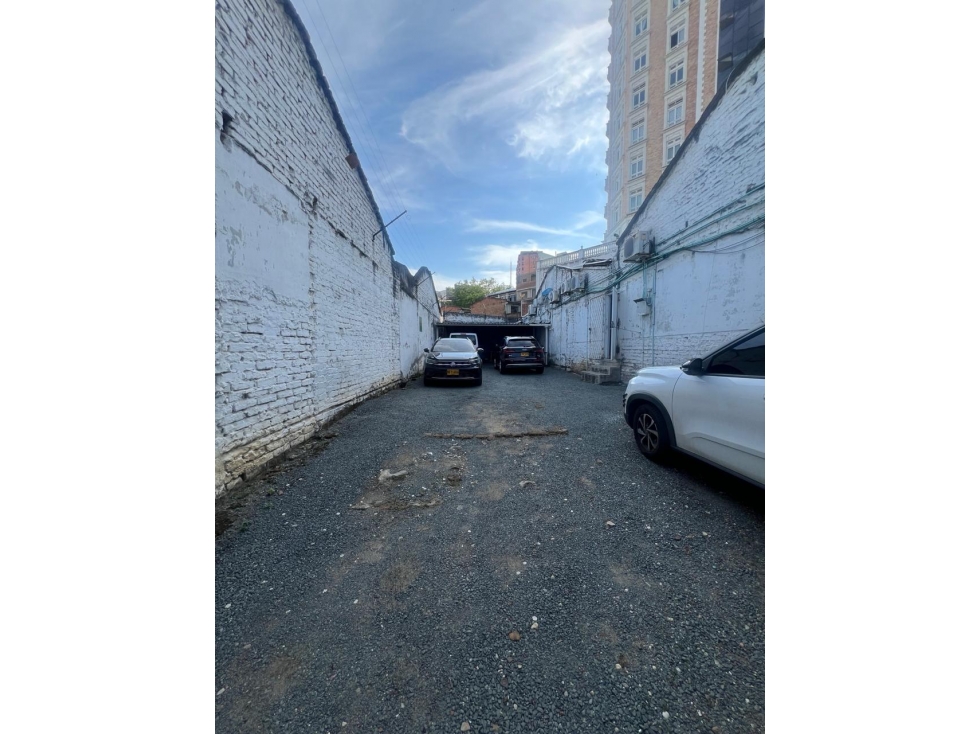 LOTE EN ALQUILER EN GRANADA CALI — foto 2