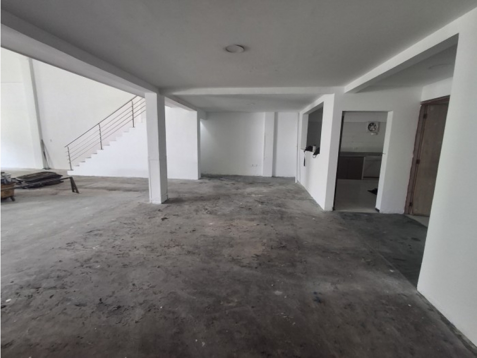 VENDE LOCAL EN LA FLORA CALI — foto 6