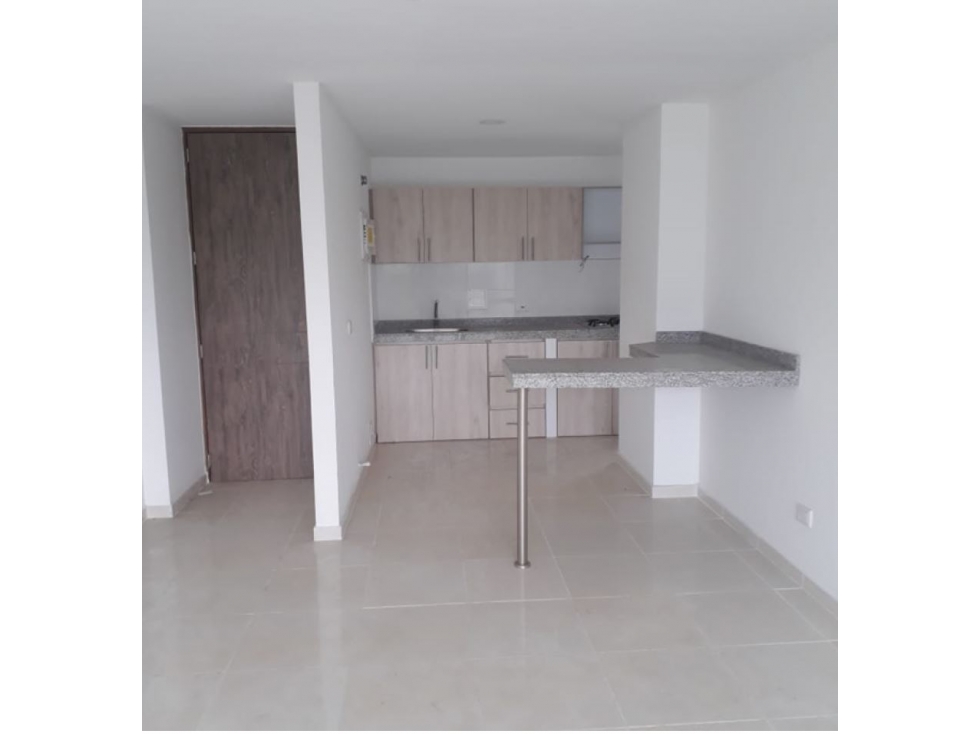 VENDE / ALQUILA APARTAMENTO EN EDIFICIO EN EL REFUGIO — foto 2