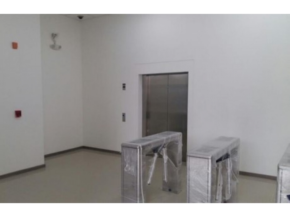 VENDE EDIFICO DE OFICINA VERSALLES CALI — foto 4