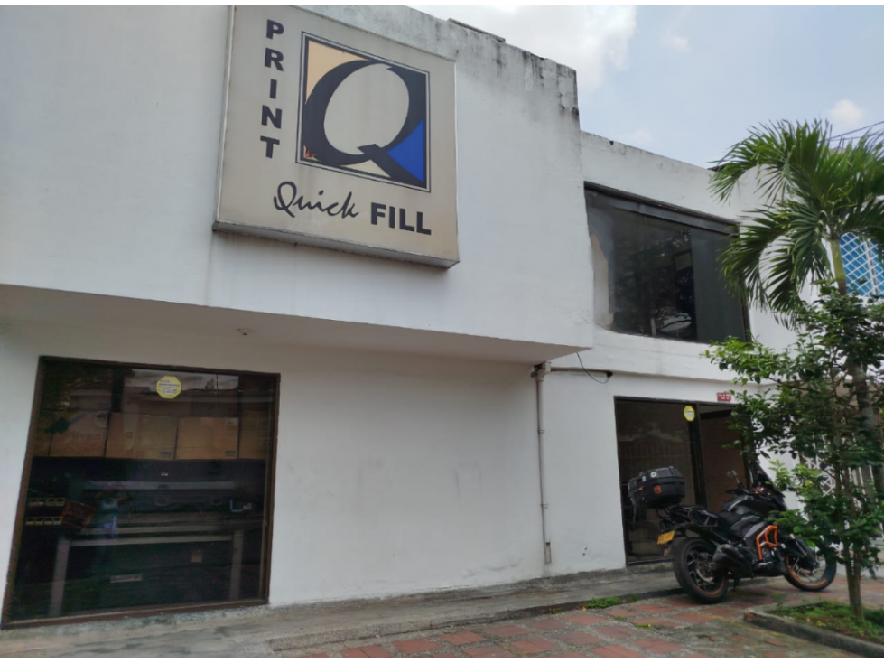 CASA COMERCIAL EN ALQUILER BARRIO SAN VICENTE - 3