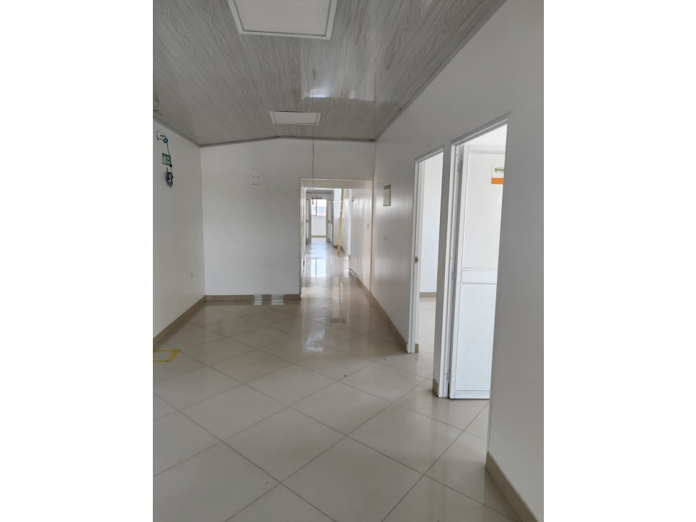 ALQUILO O VENDO EDIFICIO BARRIO VILLACOLOMBIA — foto 5