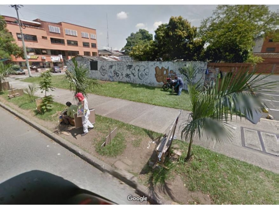 LOTE SOBRE AV ROOSEVELT CON CR 39 EN ALQUILER - 2