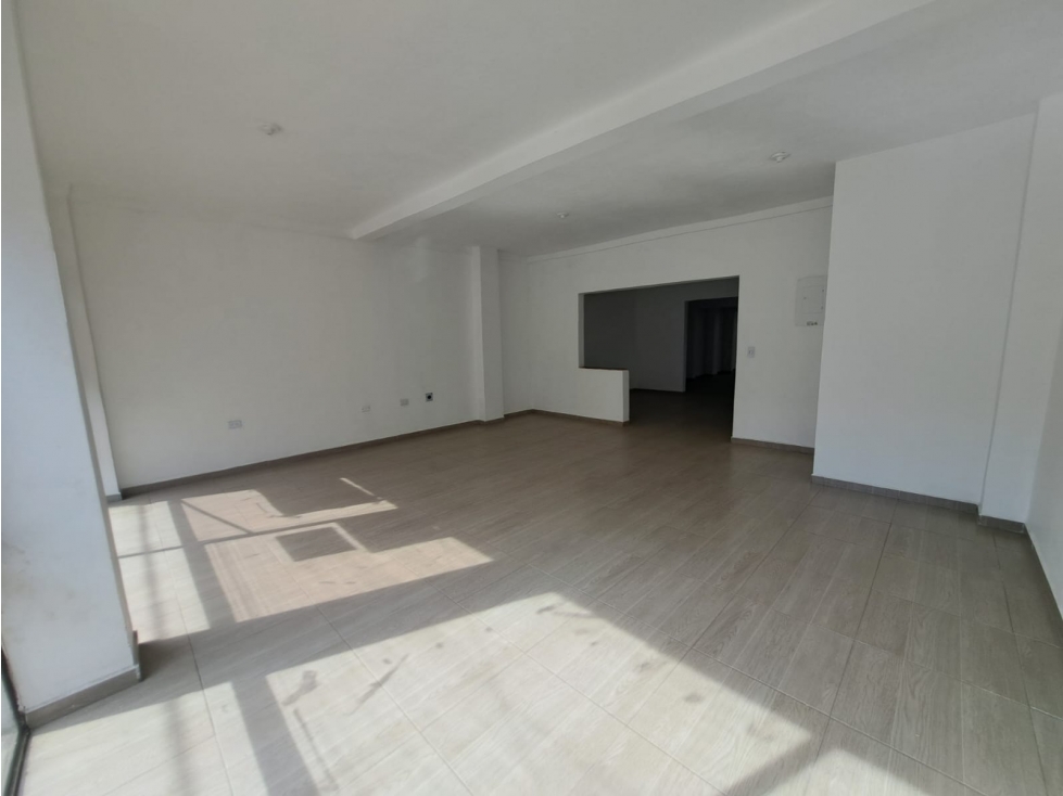 OFICINA P2 200 M2 - ALQUILER VILLA COLOMBIA CALI — foto 4