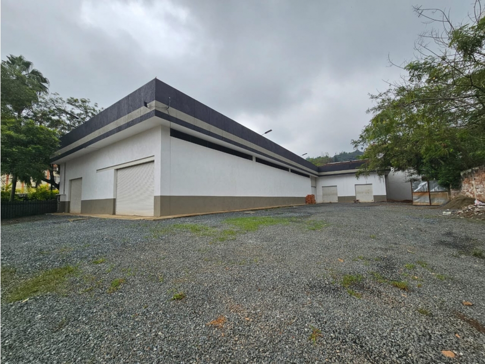 LOCAL-4 AREA 80m2 ALQUILER - BELLASUIZA - CALI