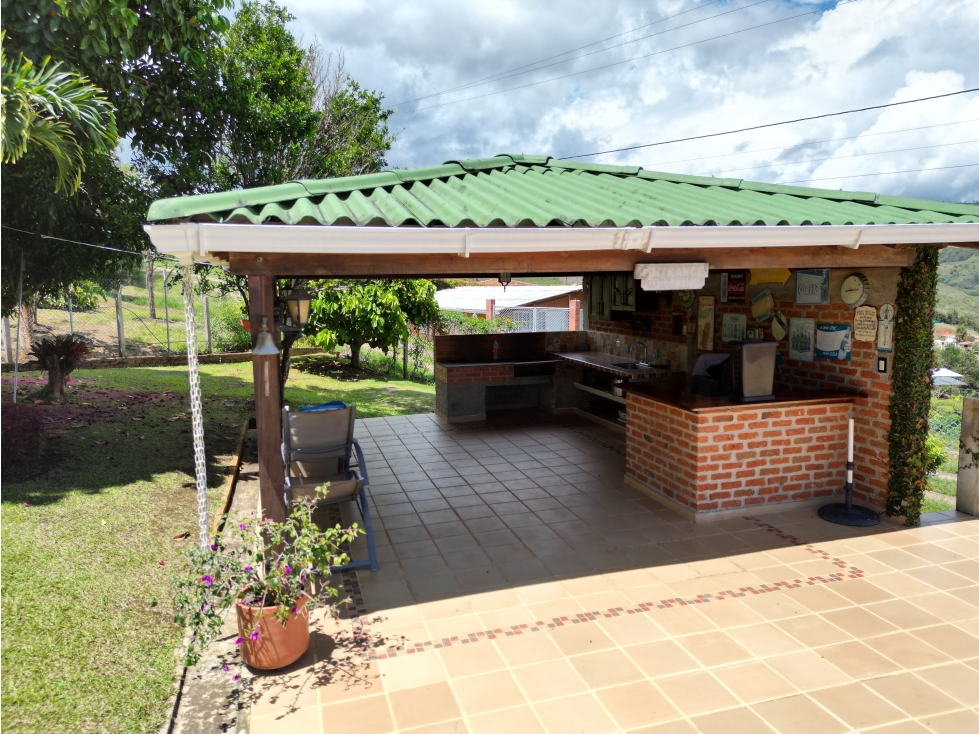 ACOGEDORA FINCA CON PISCINA Y KIOSKO EN PARCELACION EL BOSQUE DAGUA - 5
