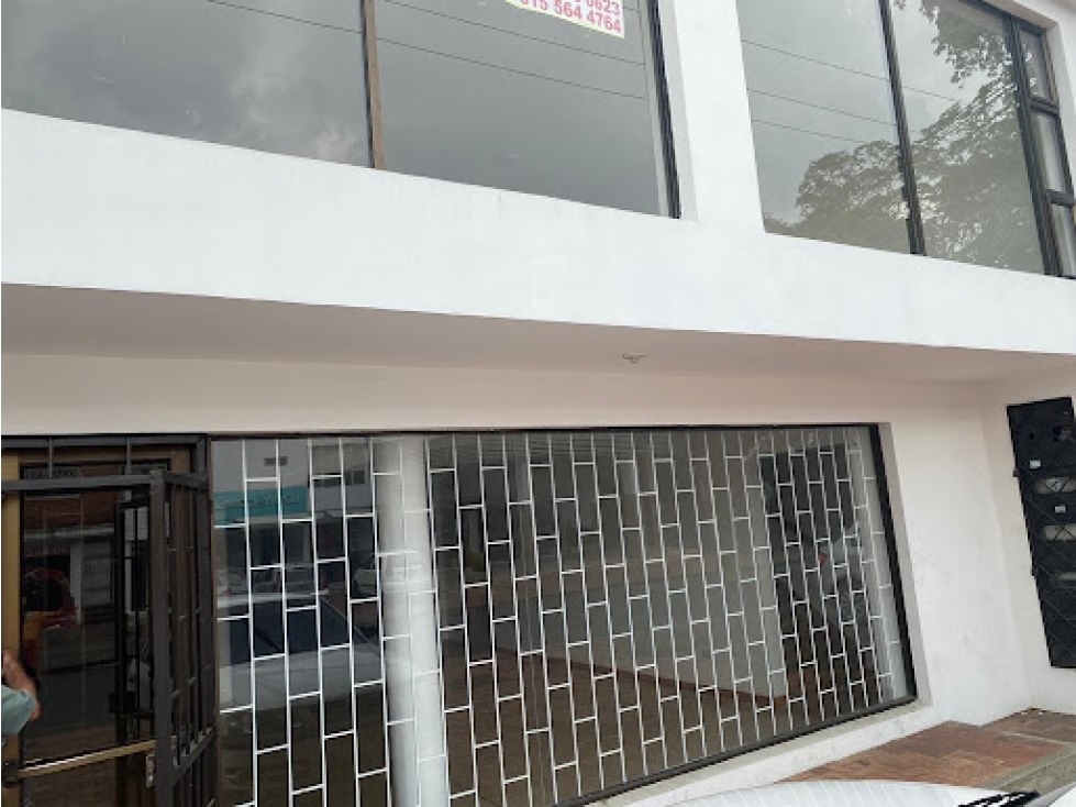 HyS ALQUILA CASA COMERCIAL EN SAN VICENTE