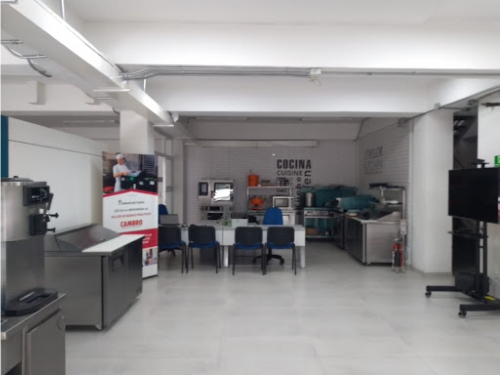VENDE CASA COMERCIAL SAN FERNANDO CALI — foto 5