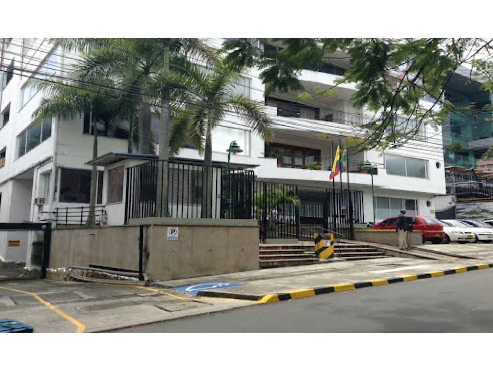 ALQUILA OFICINA EN EDIFICIO MENGA PISO 1 - 1