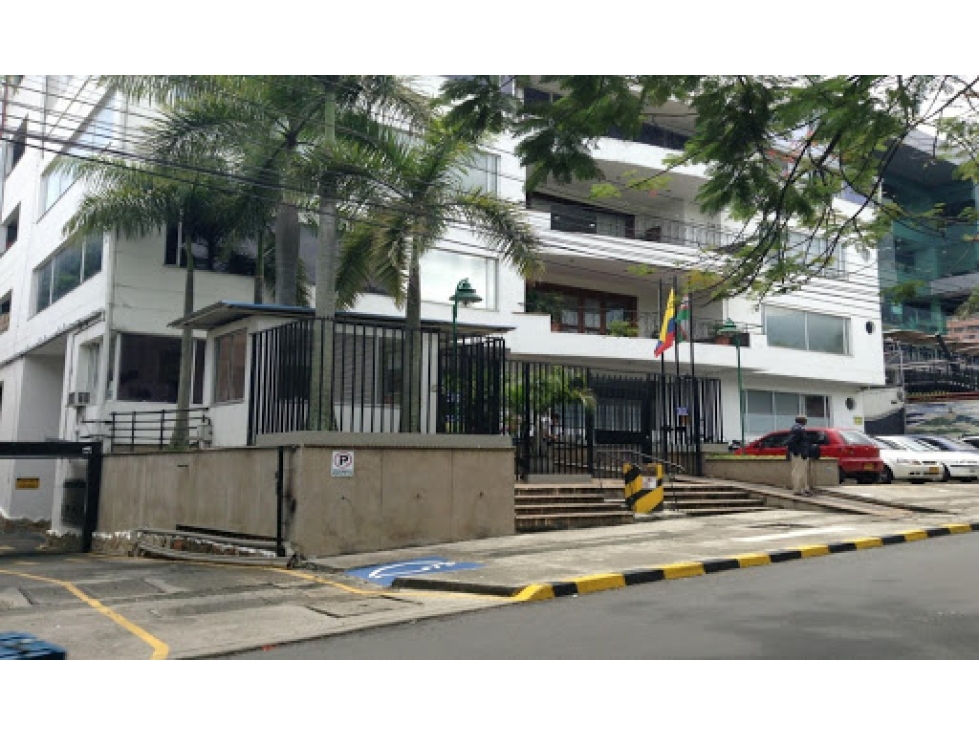 ALQUILA AMPLIO ESPACIO CORPORATIVO EN MENGA