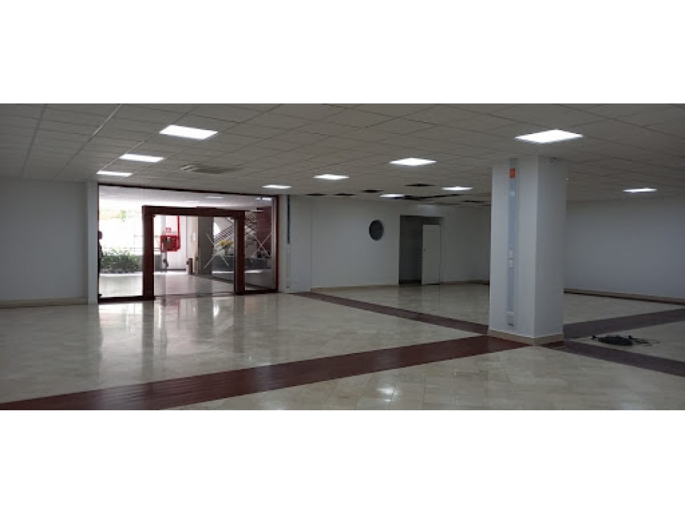 ALQUILA OFICINA EN MENGA PISO 1 - 5