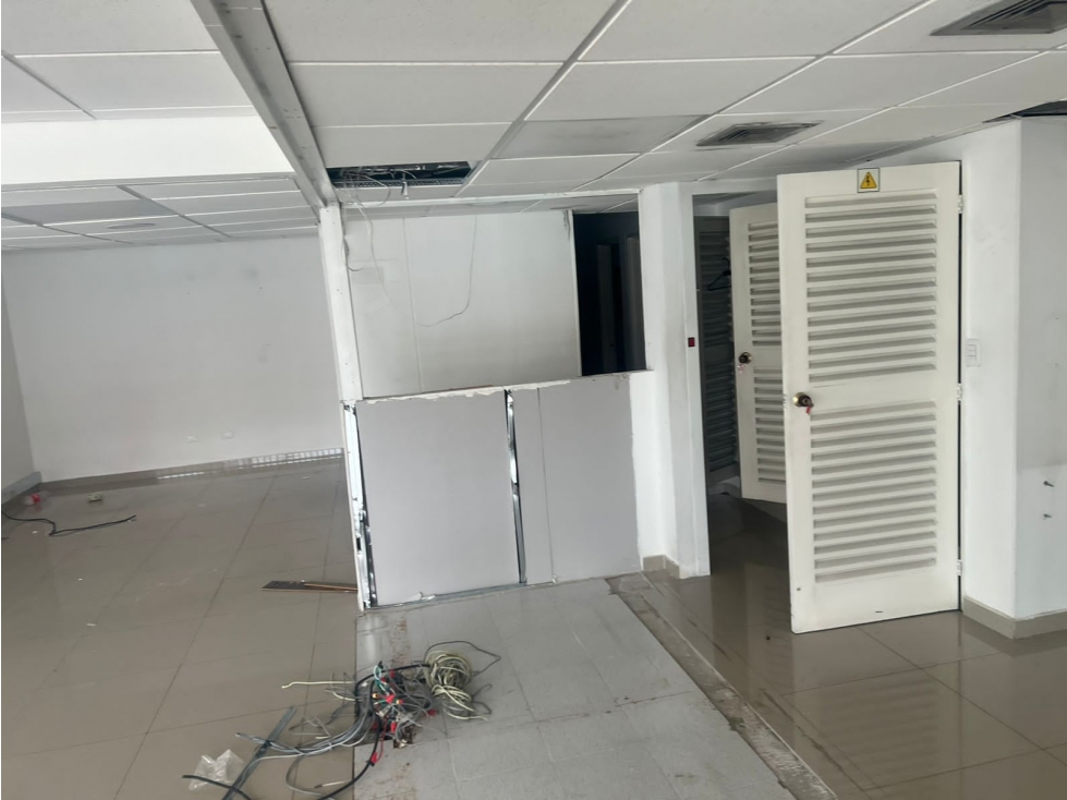 VENDE LOCAL ESQUINERO EL LIDO CALI — foto 4
